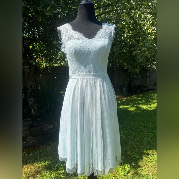 Hitherto Sky Blue V-Neck Dress Size 4 - Picture 10 of 11